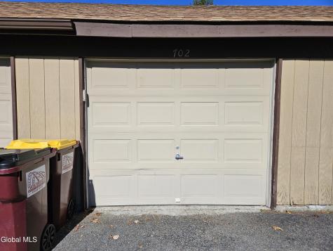702 Huntington Court East Greenbush NY 12061