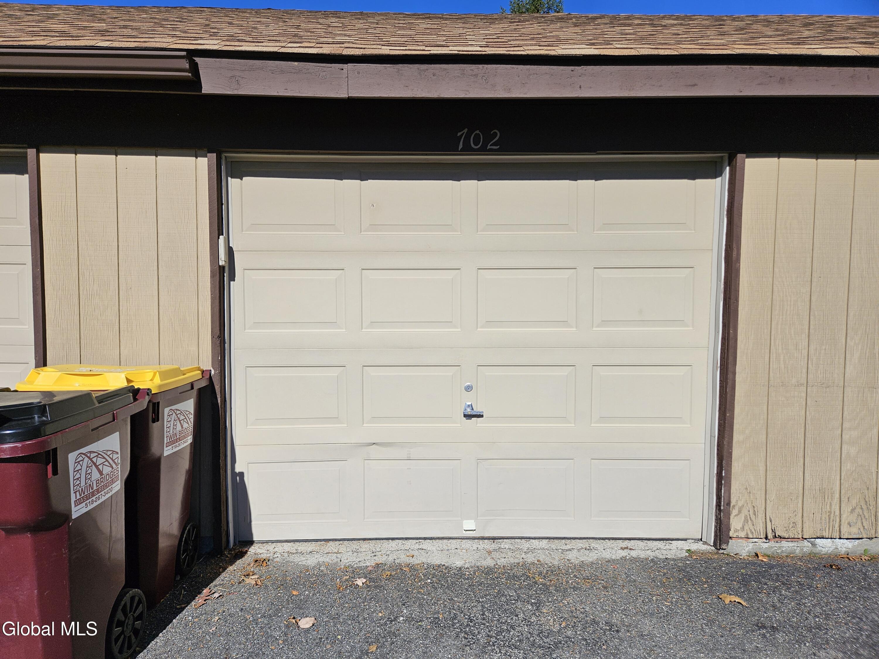 702 Huntington Court East Greenbush NY 12061