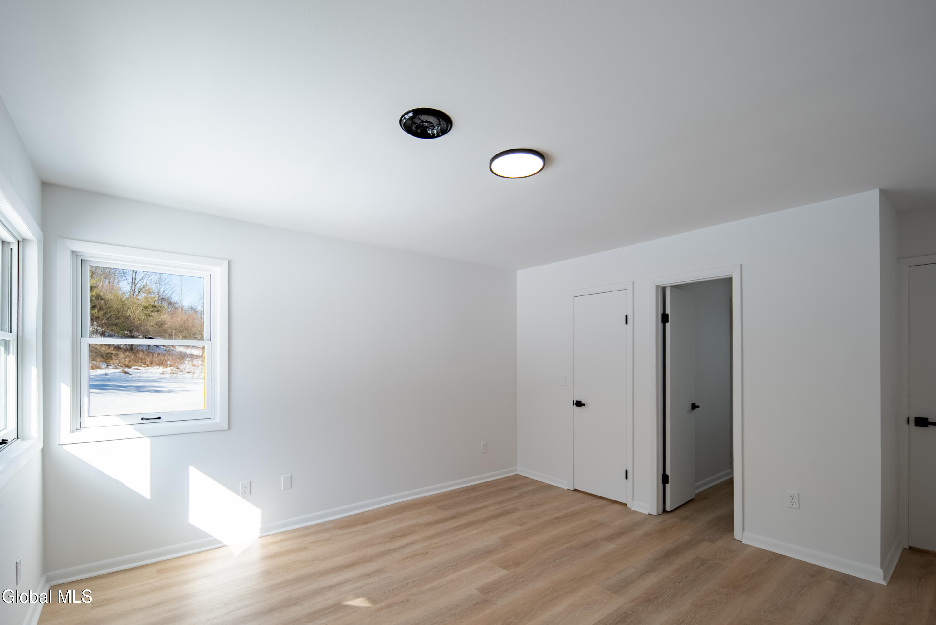 29 Surrey Hill Drive Latham NY 12110