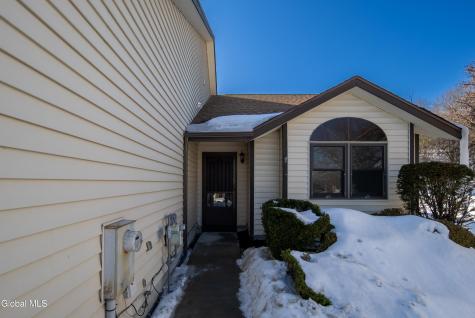 29 Surrey Hill Drive Latham NY 12110