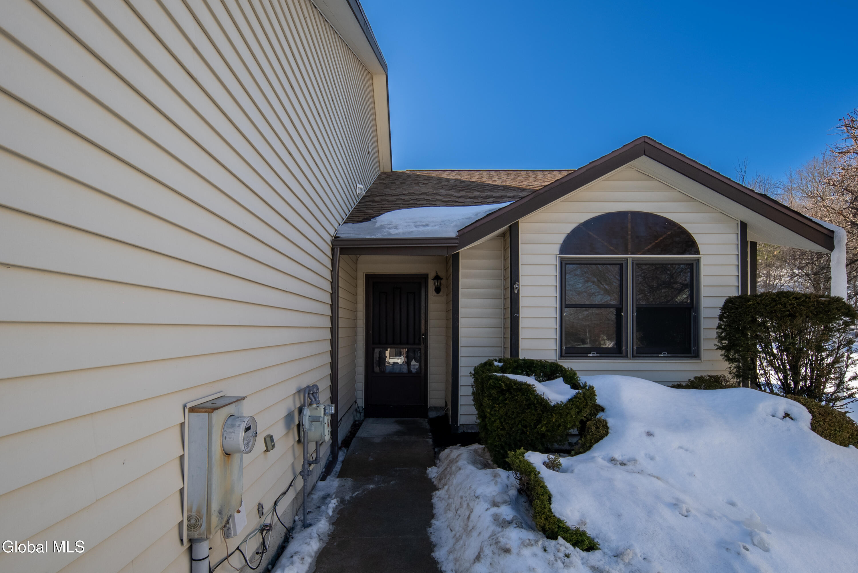 29 Surrey Hill Drive Latham NY 12110