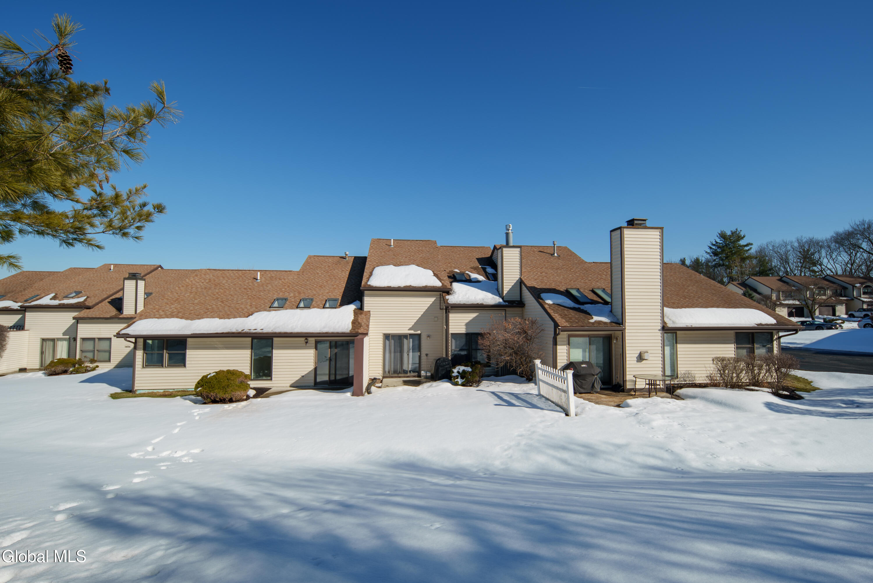 29 Surrey Hill Drive Latham NY 12110