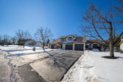 29 Surrey Hill Drive Latham NY 12110
