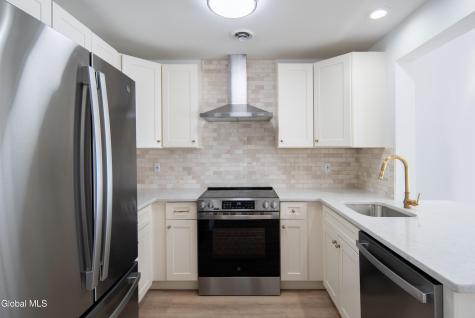 29 Surrey Hill Drive Latham NY 12110