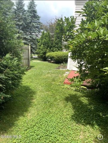 20 Tiffany Drive Queensbury NY 12804