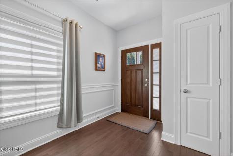 18C Idared Lane Clifton Park NY 12065