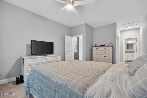18C Idared Lane Clifton Park NY 12065
