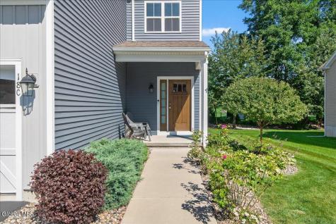 18C Idared Lane Clifton Park NY 12065