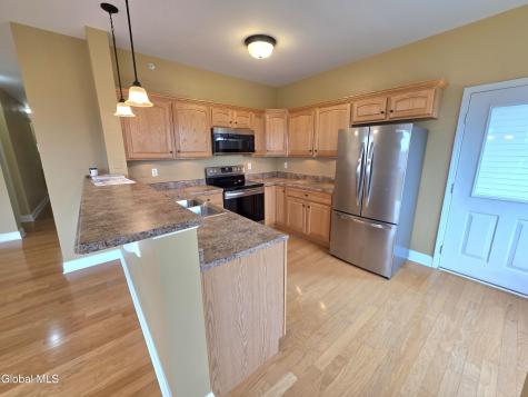 208 N Ridge Troy NY 12182
