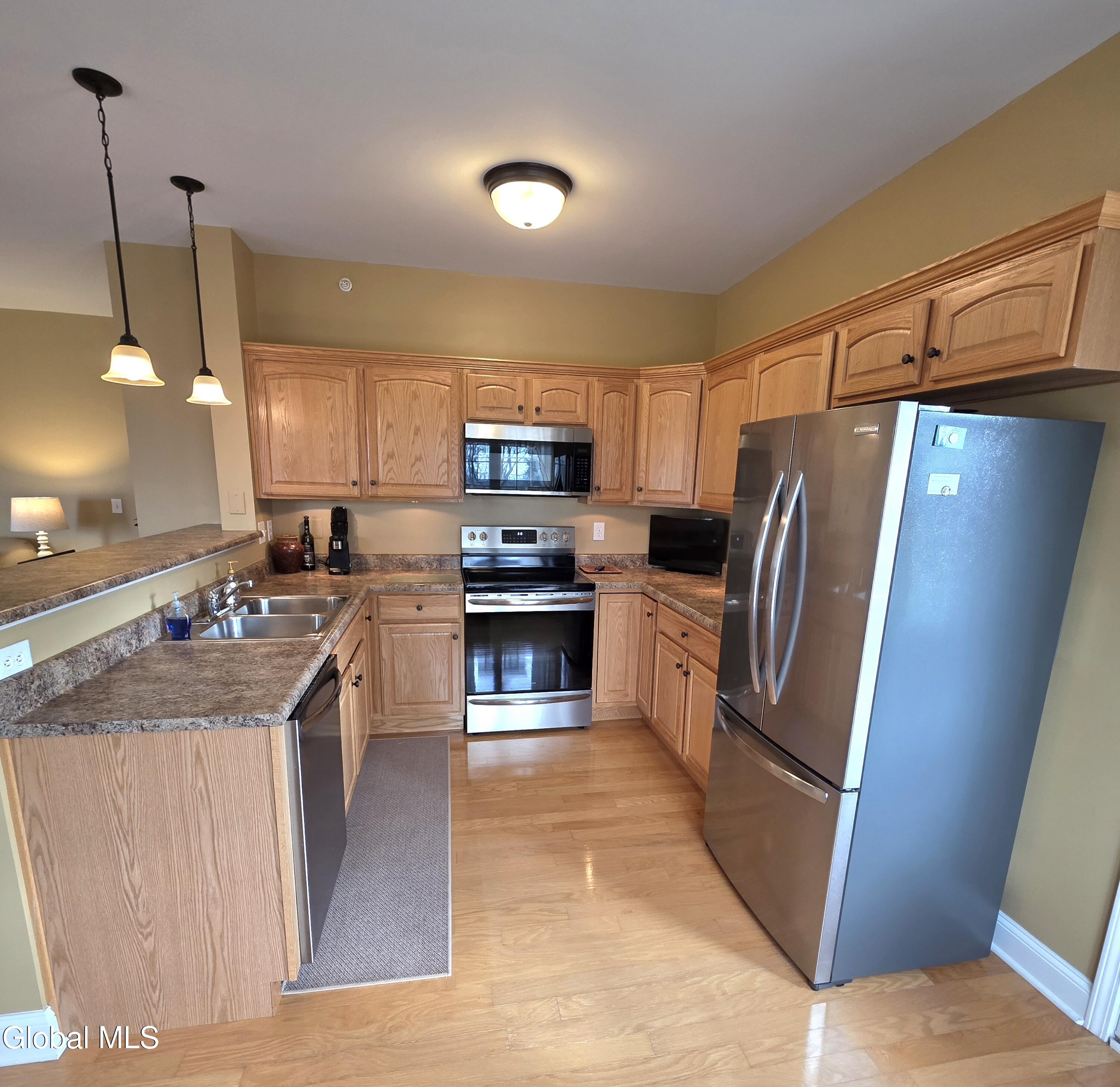 208 N Ridge Troy NY 12182