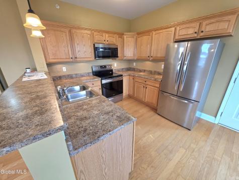 208 N Ridge Troy NY 12182