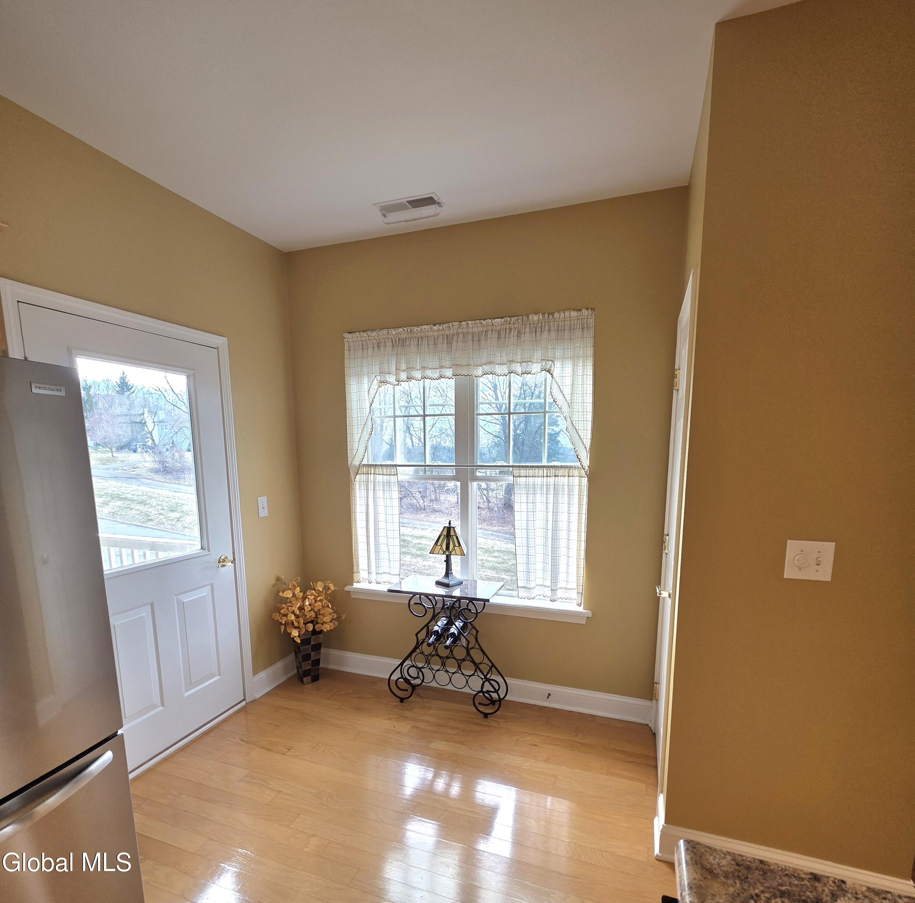 208 N Ridge Troy NY 12182