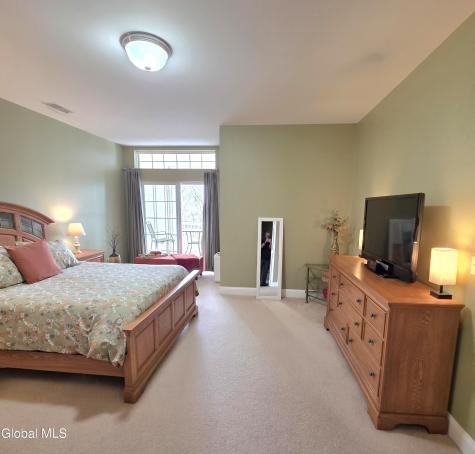 208 N Ridge Troy NY 12182