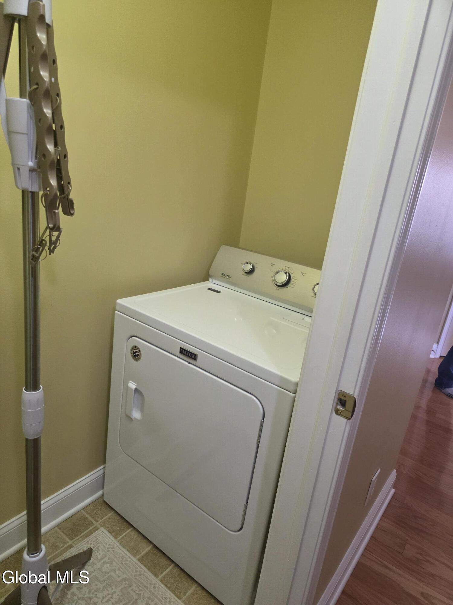 208 N Ridge Troy NY 12182