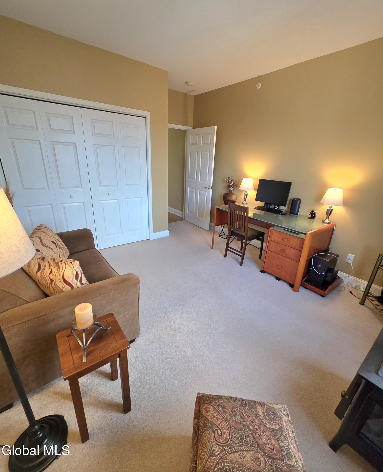 208 N Ridge Troy NY 12182