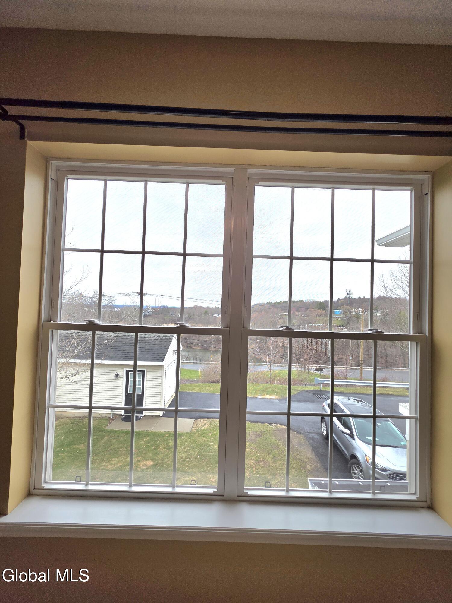 208 N Ridge Troy NY 12182