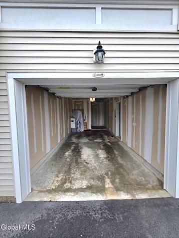 208 N Ridge Troy NY 12182