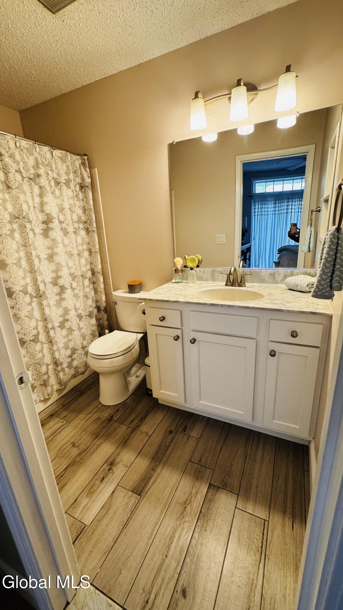 213 Hampton Place Boulevard Troy NY 12180