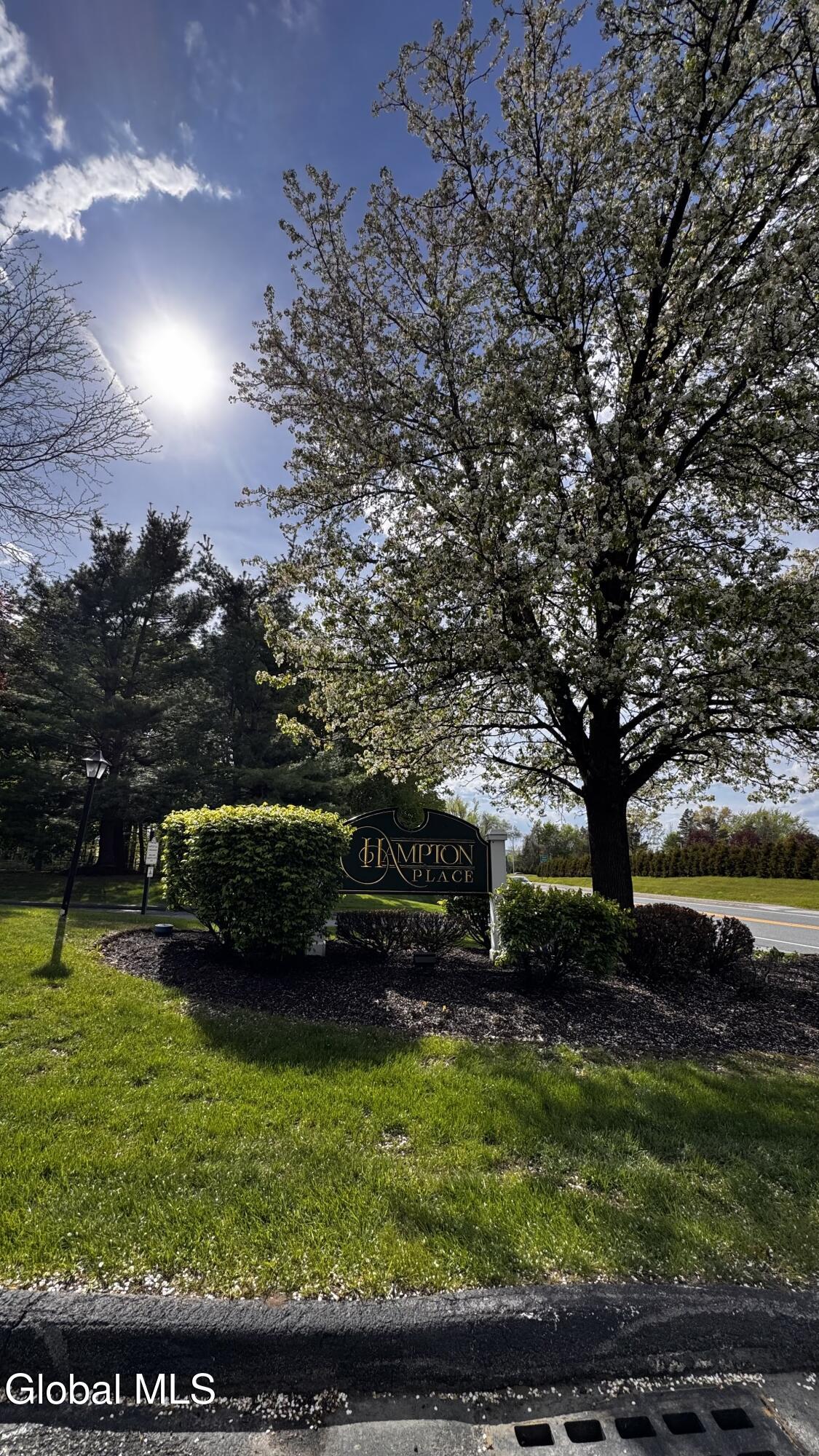 213 Hampton Place Boulevard Troy NY 12180