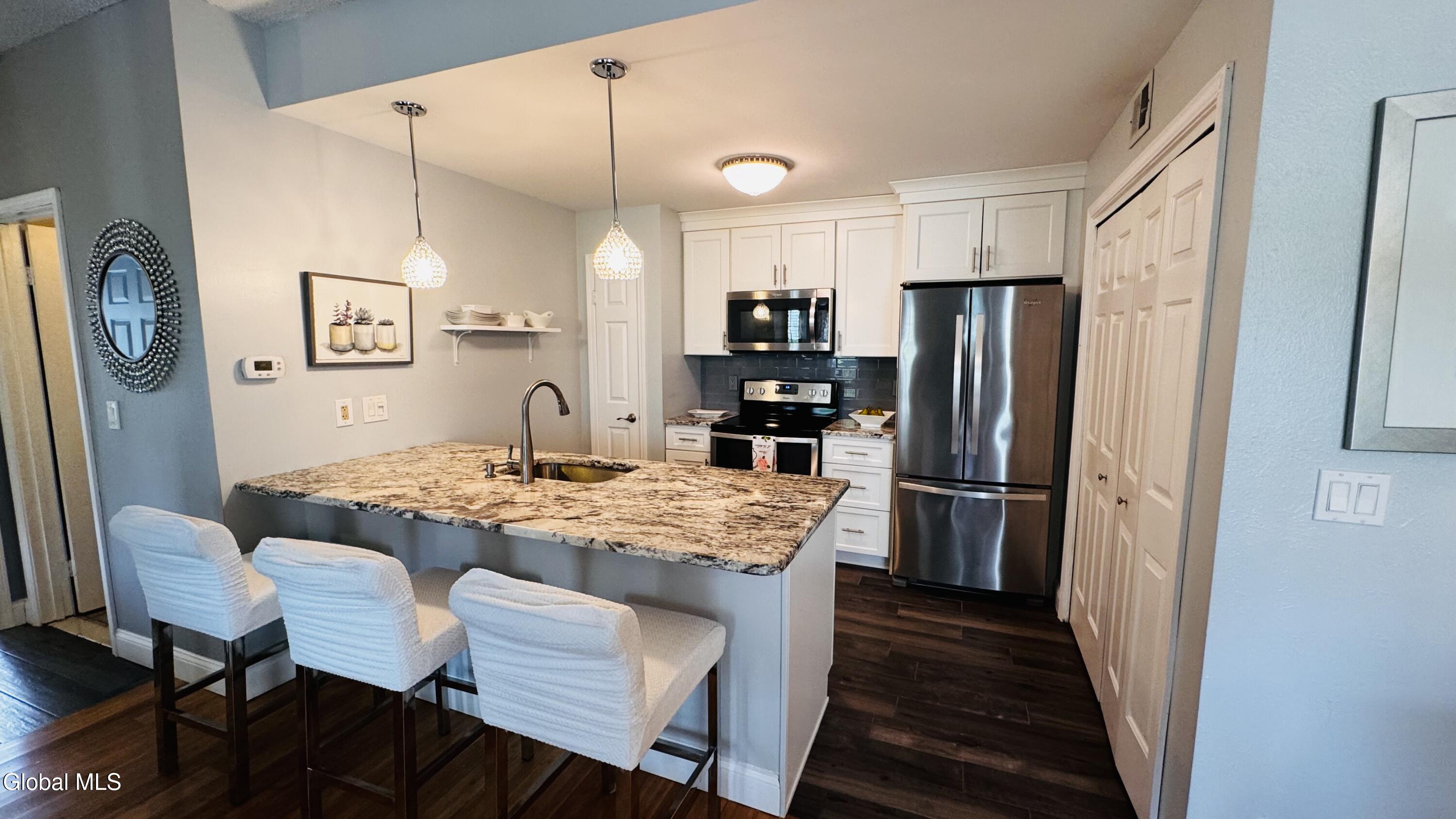 213 Hampton Place Boulevard Troy NY 12180