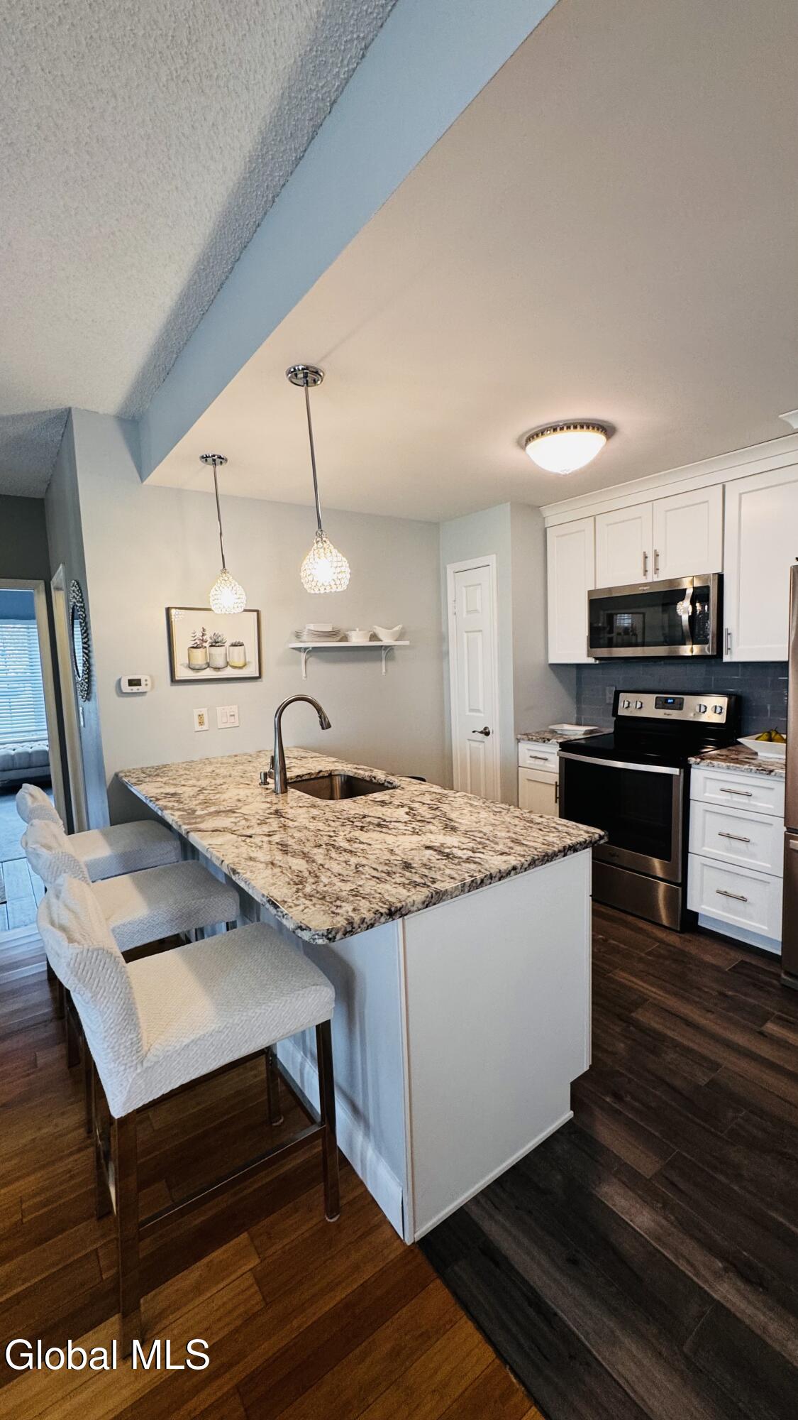 213 Hampton Place Boulevard Troy NY 12180