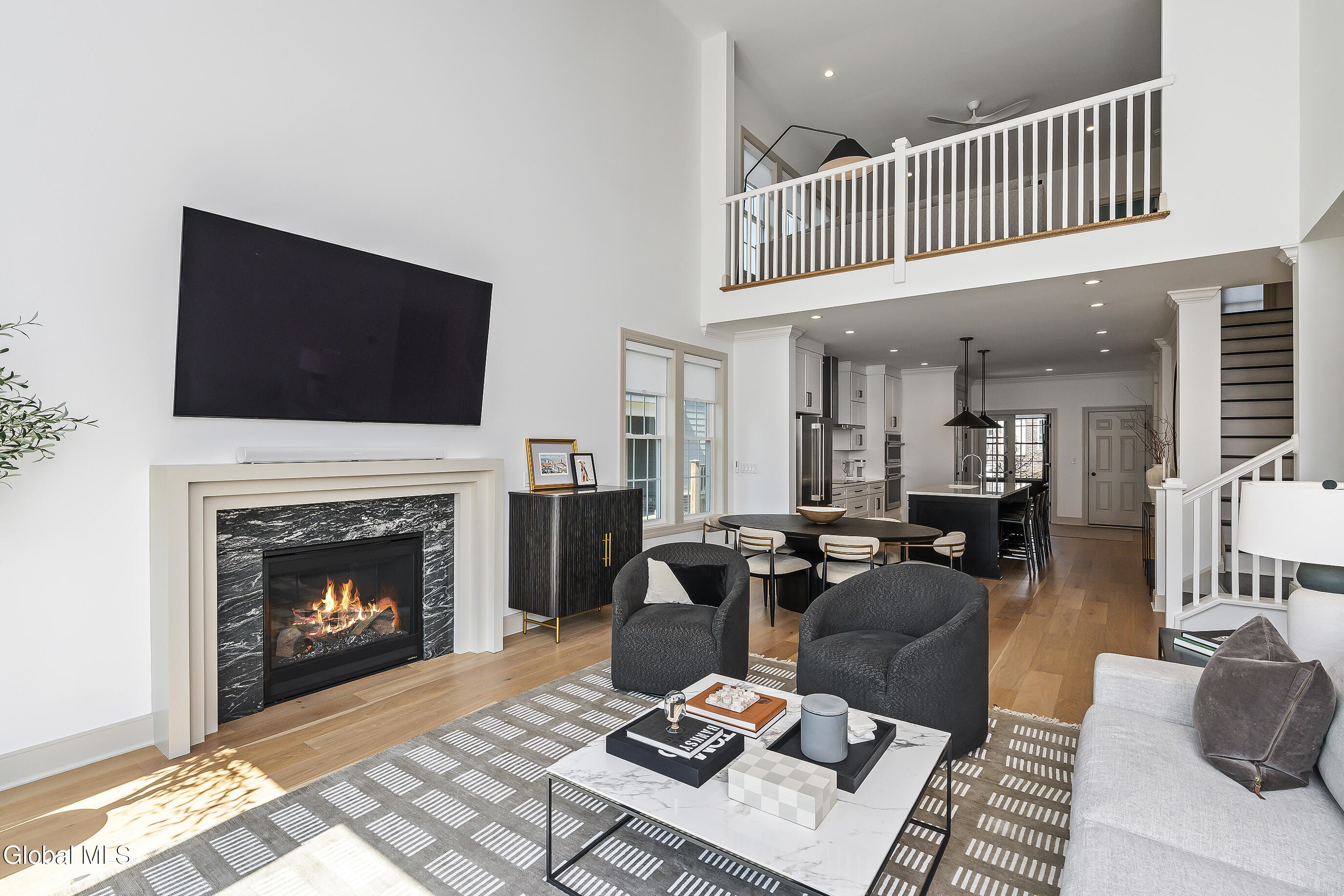 8 Cambridge Way Latham NY 12110