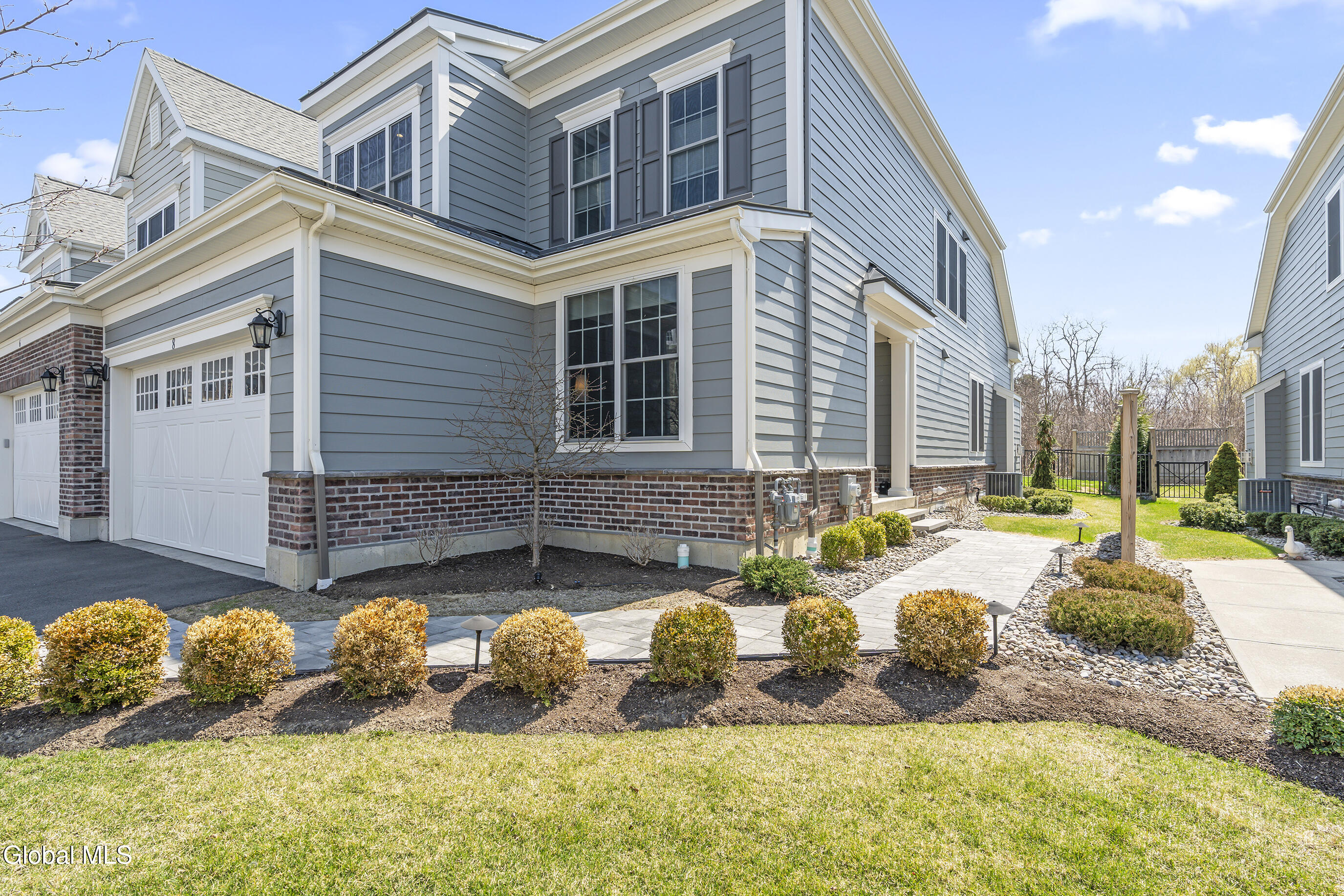 8 Cambridge Way Latham NY 12110