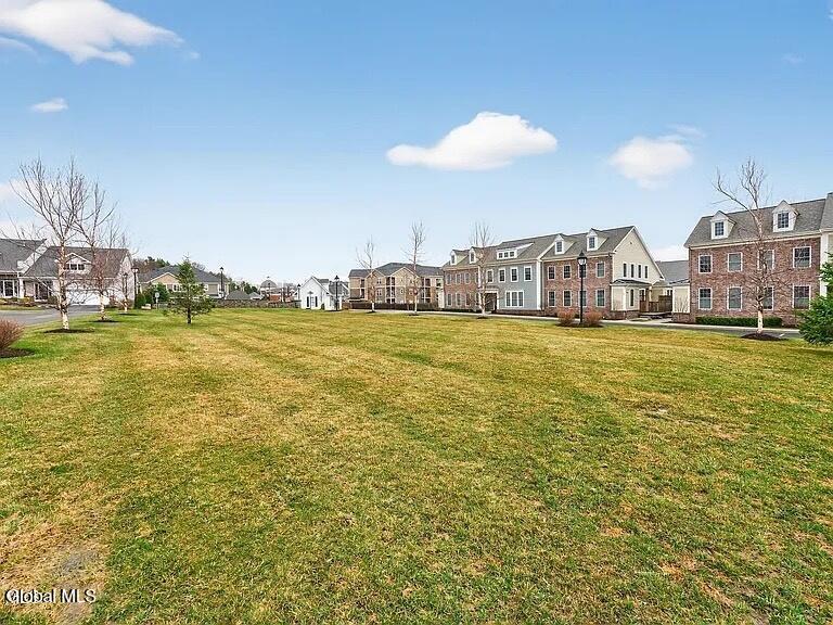8 Cambridge Way Latham NY 12110
