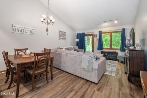 4034 Georgetown Square Schenectady NY 12303