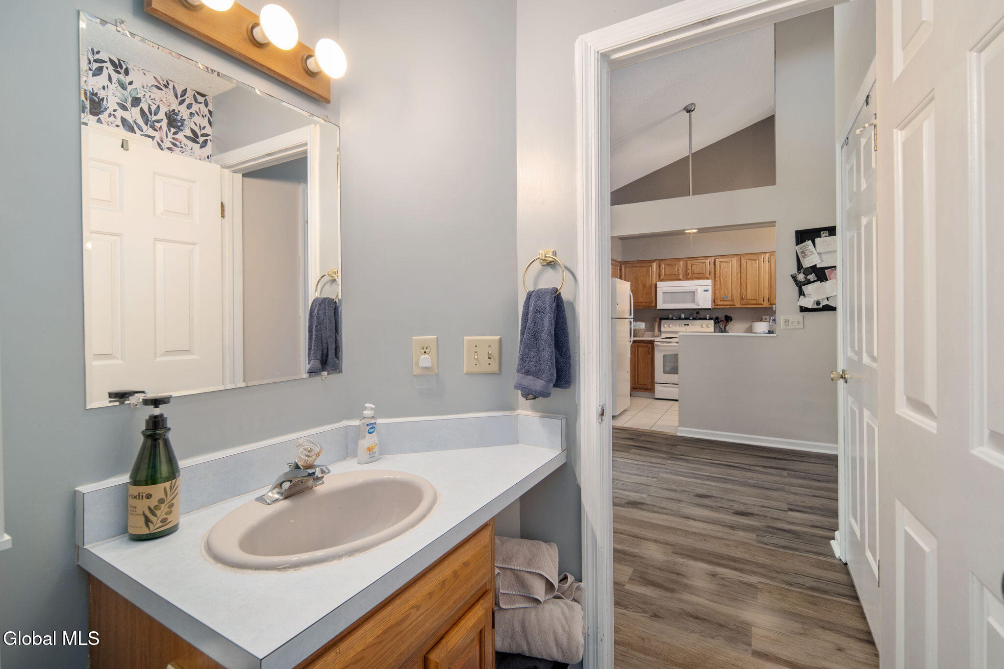 4034 Georgetown Square Schenectady NY 12303