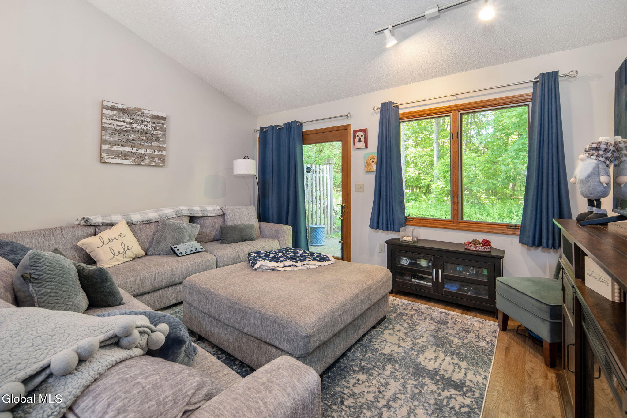 4034 Georgetown Square Schenectady NY 12303