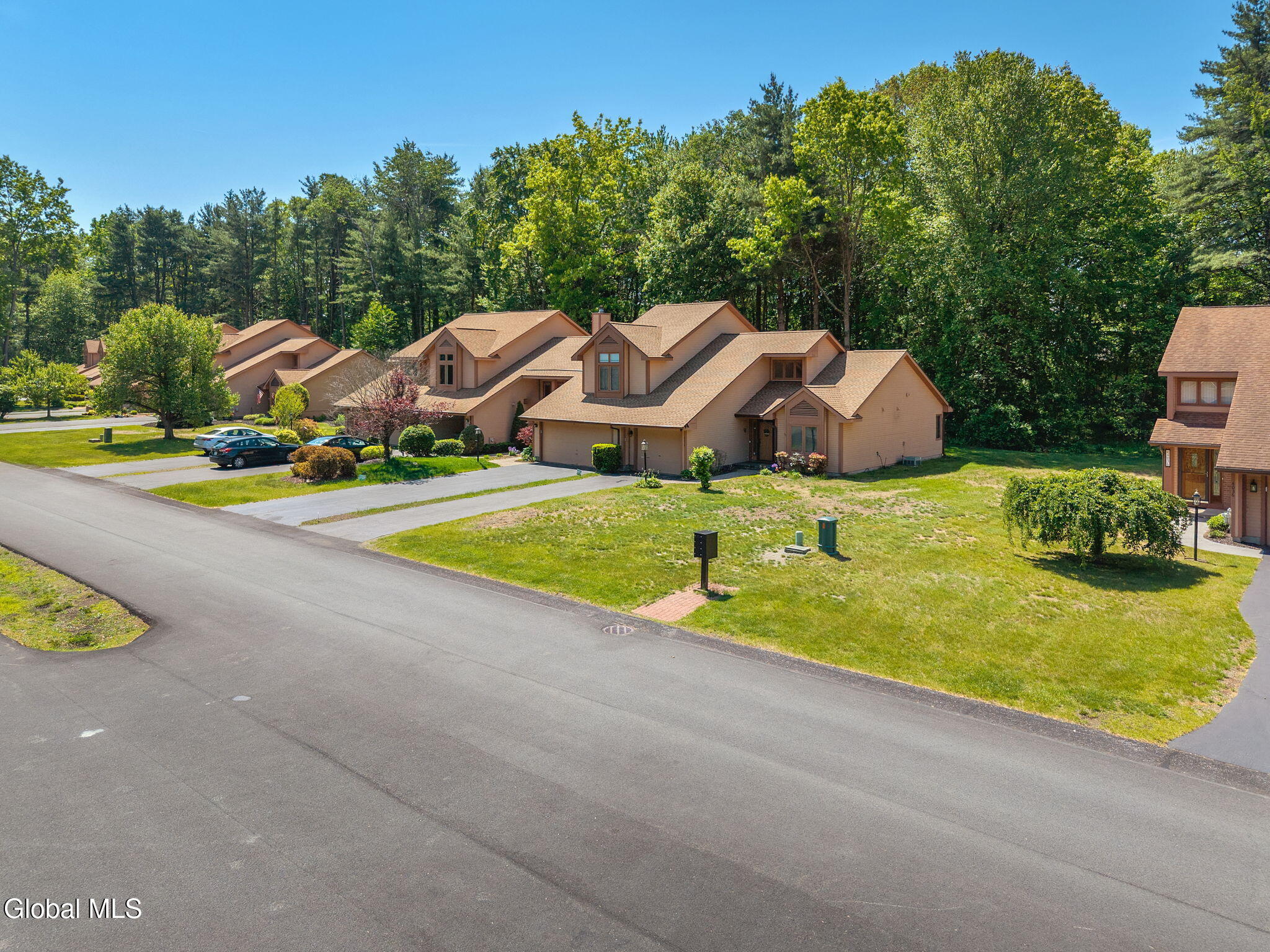 4034 Georgetown Square Schenectady NY 12303