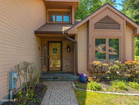 4034 Georgetown Square Schenectady NY 12303