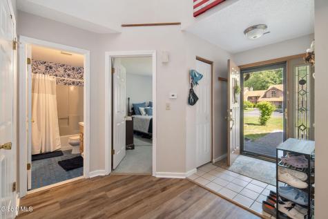 4034 Georgetown Square Schenectady NY 12303