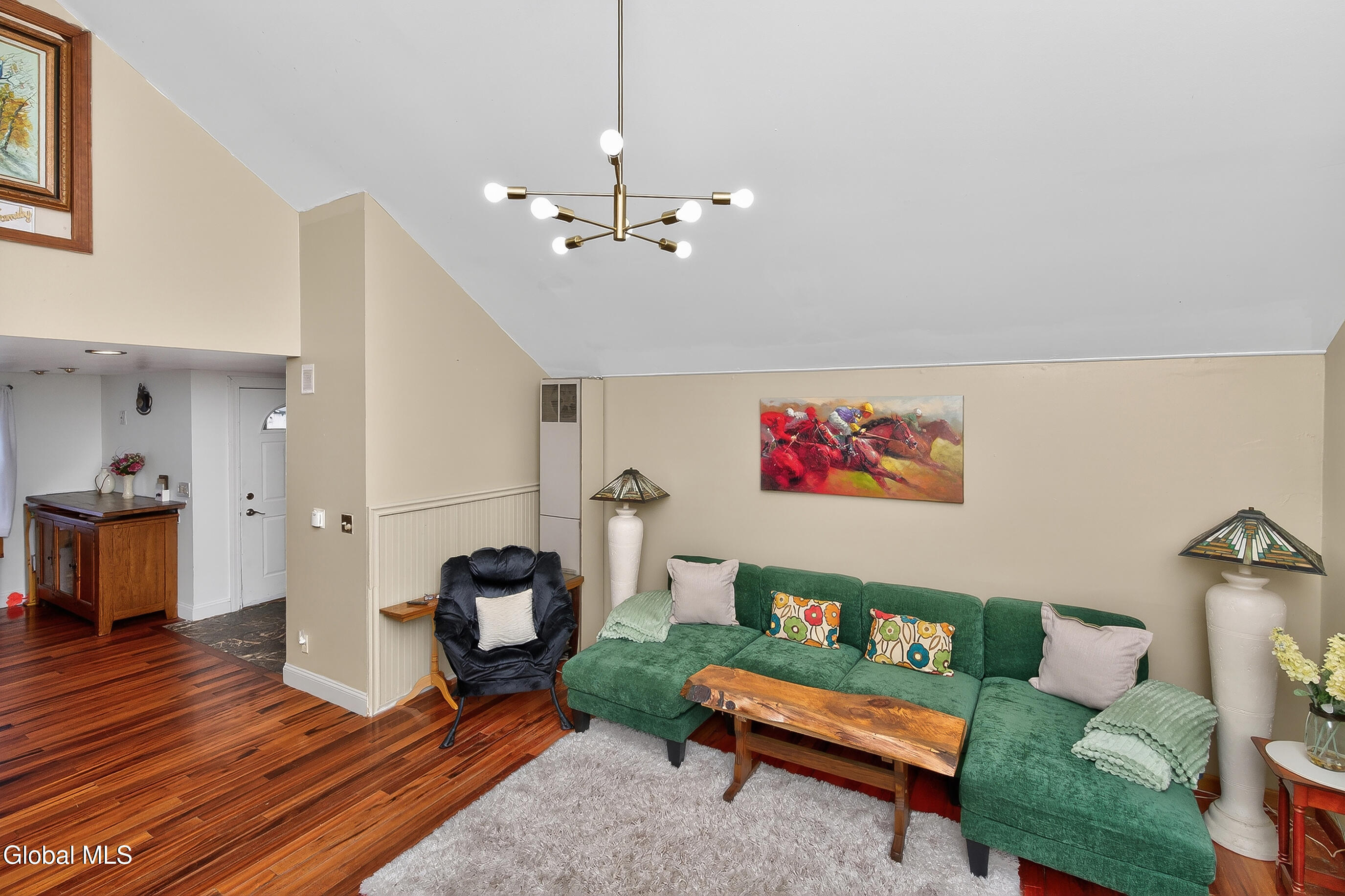 28 Thimbleberry Road Malta NY 12020