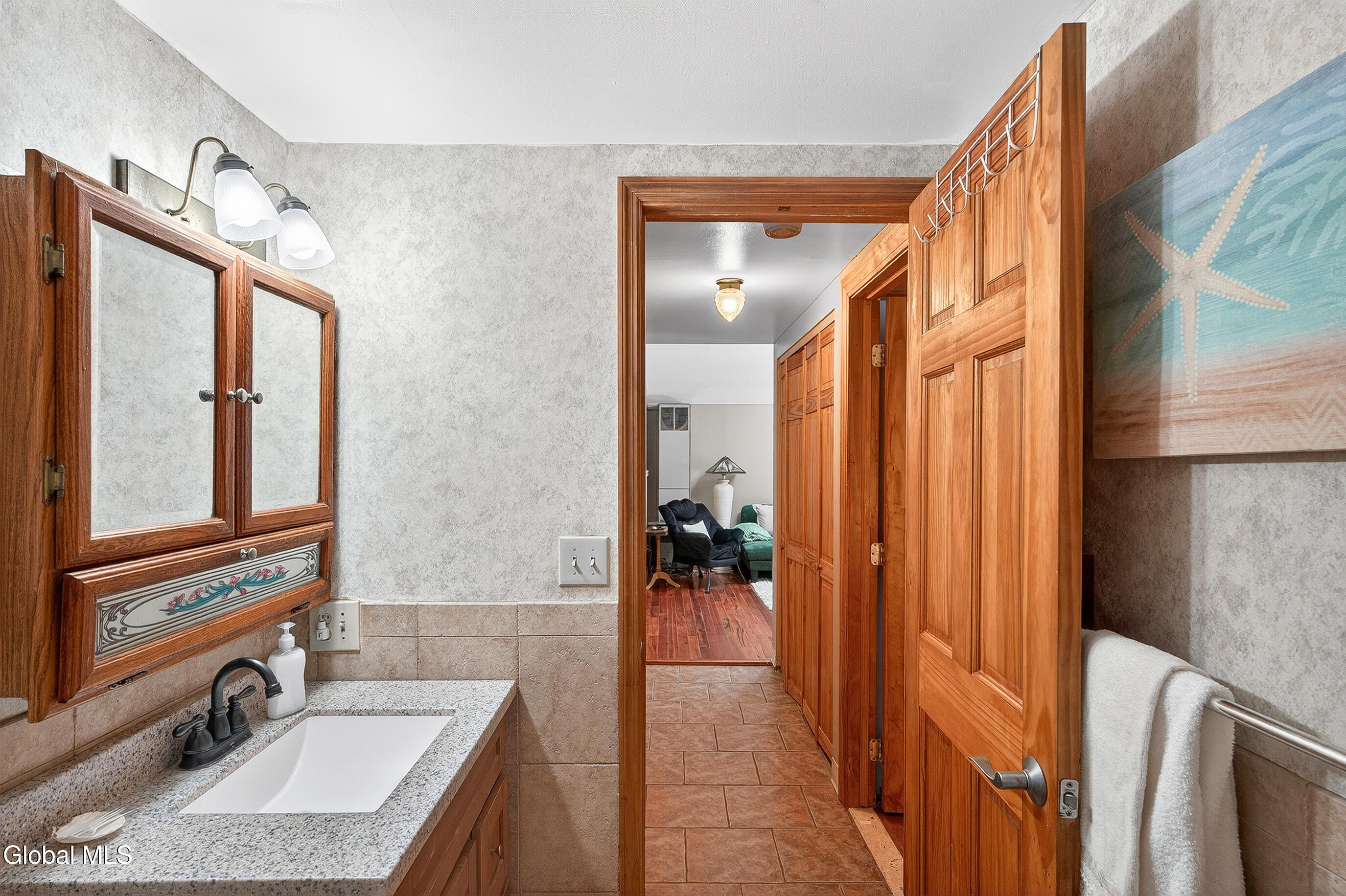 28 Thimbleberry Road Malta NY 12020