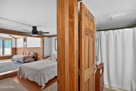 28 Thimbleberry Road Malta NY 12020