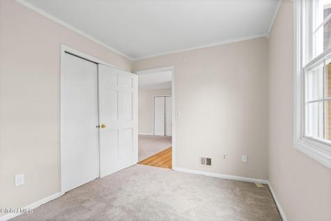 184 Cedarview Lane Watervliet NY 12189