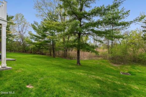 184 Cedarview Lane Watervliet NY 12189