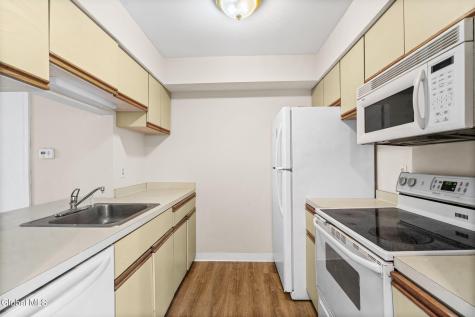 184 Cedarview Lane Watervliet NY 12189