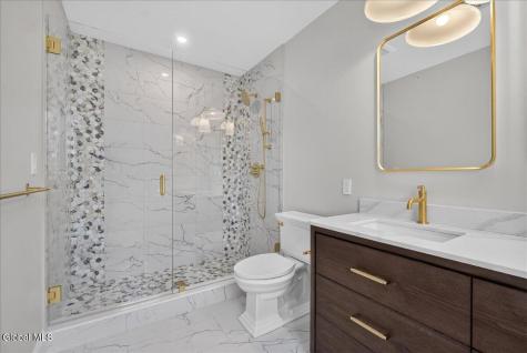 122 Regent Street Saratoga Springs NY 12866
