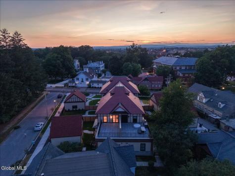 122 Regent Street Saratoga Springs NY 12866