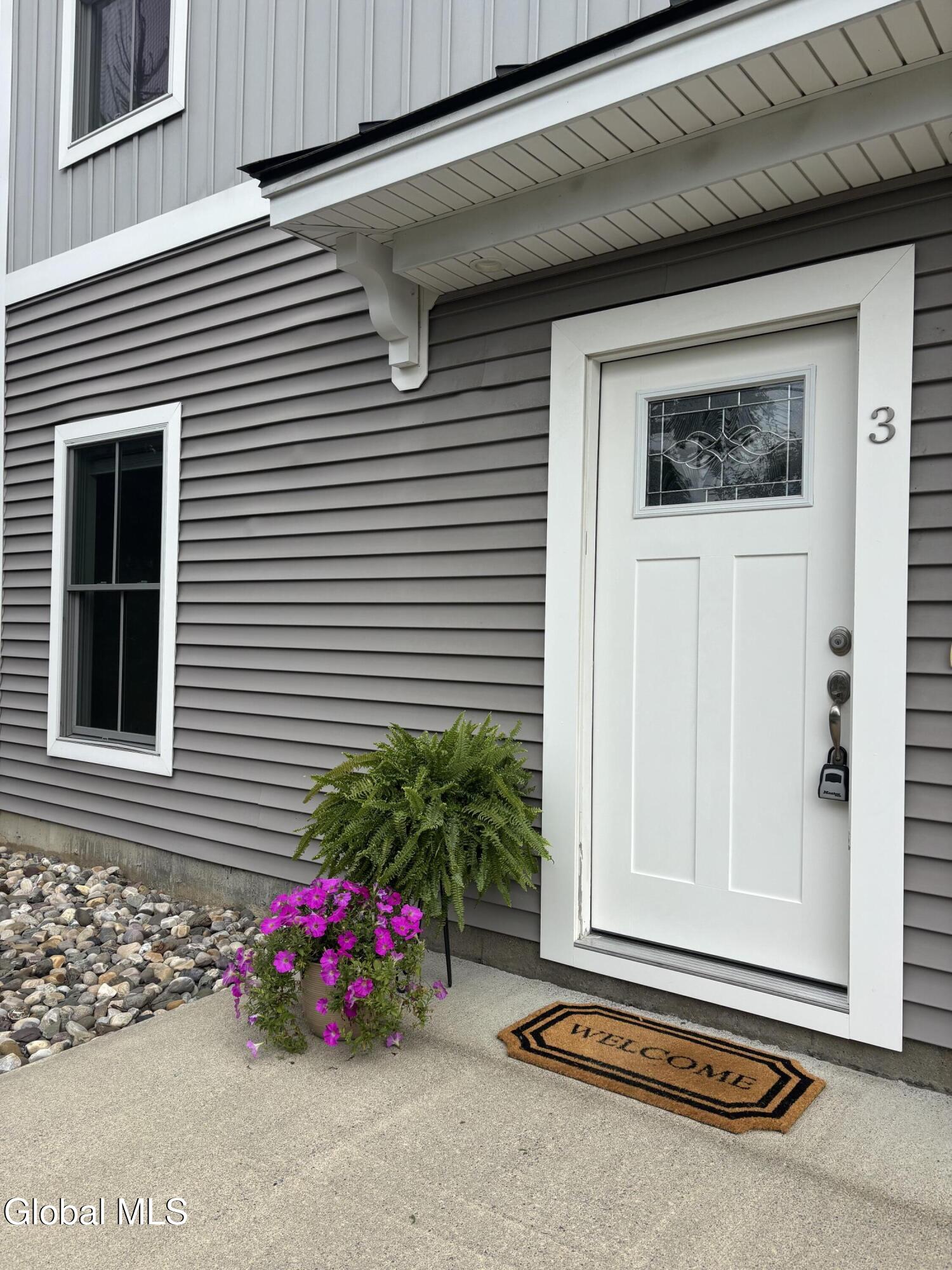 166 Jefferson Street Saratoga Springs NY 12866
