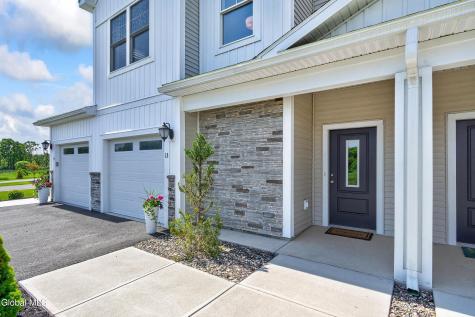 13 Kendra Court Cohoes NY 12047