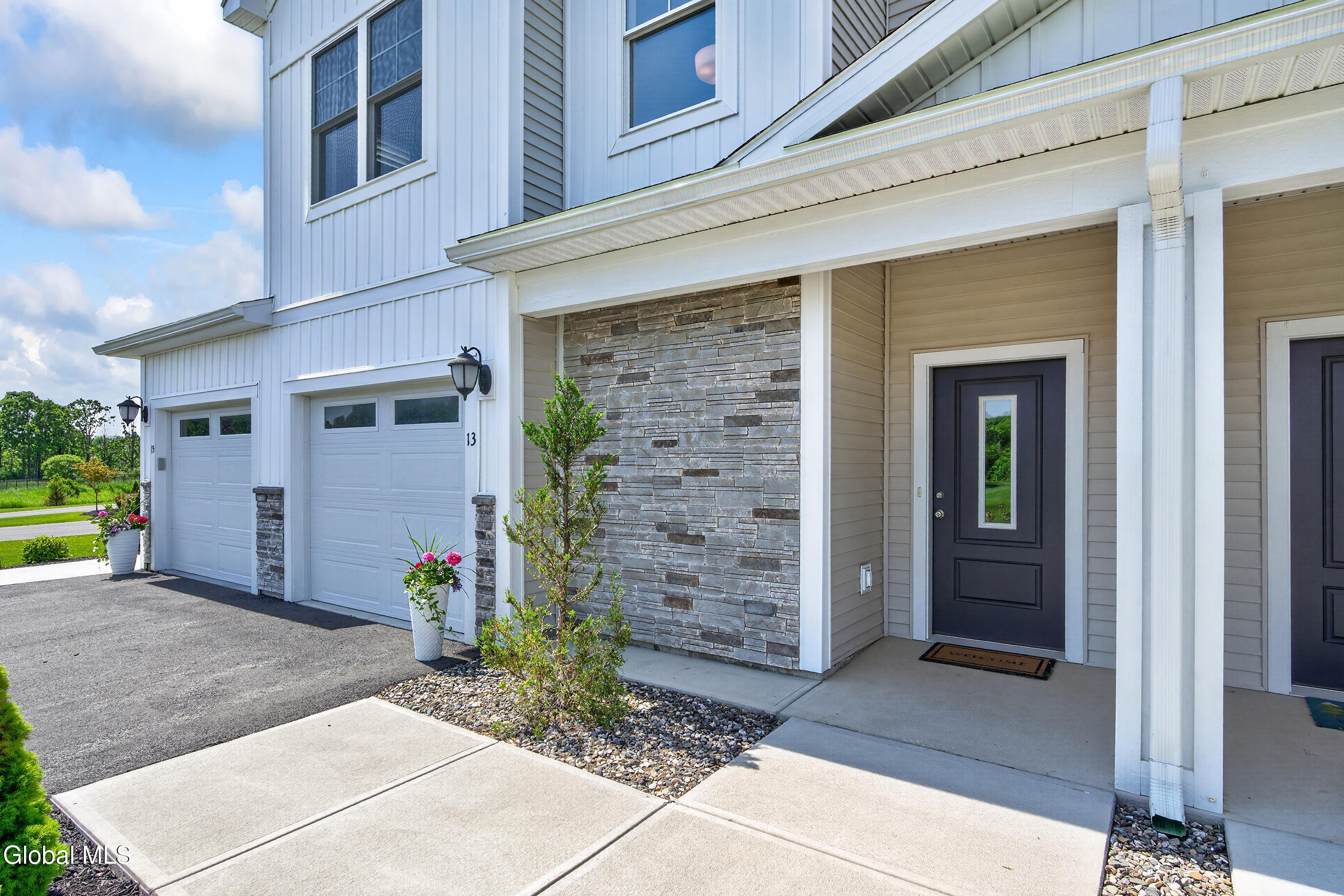 13 Kendra Court Cohoes NY 12047