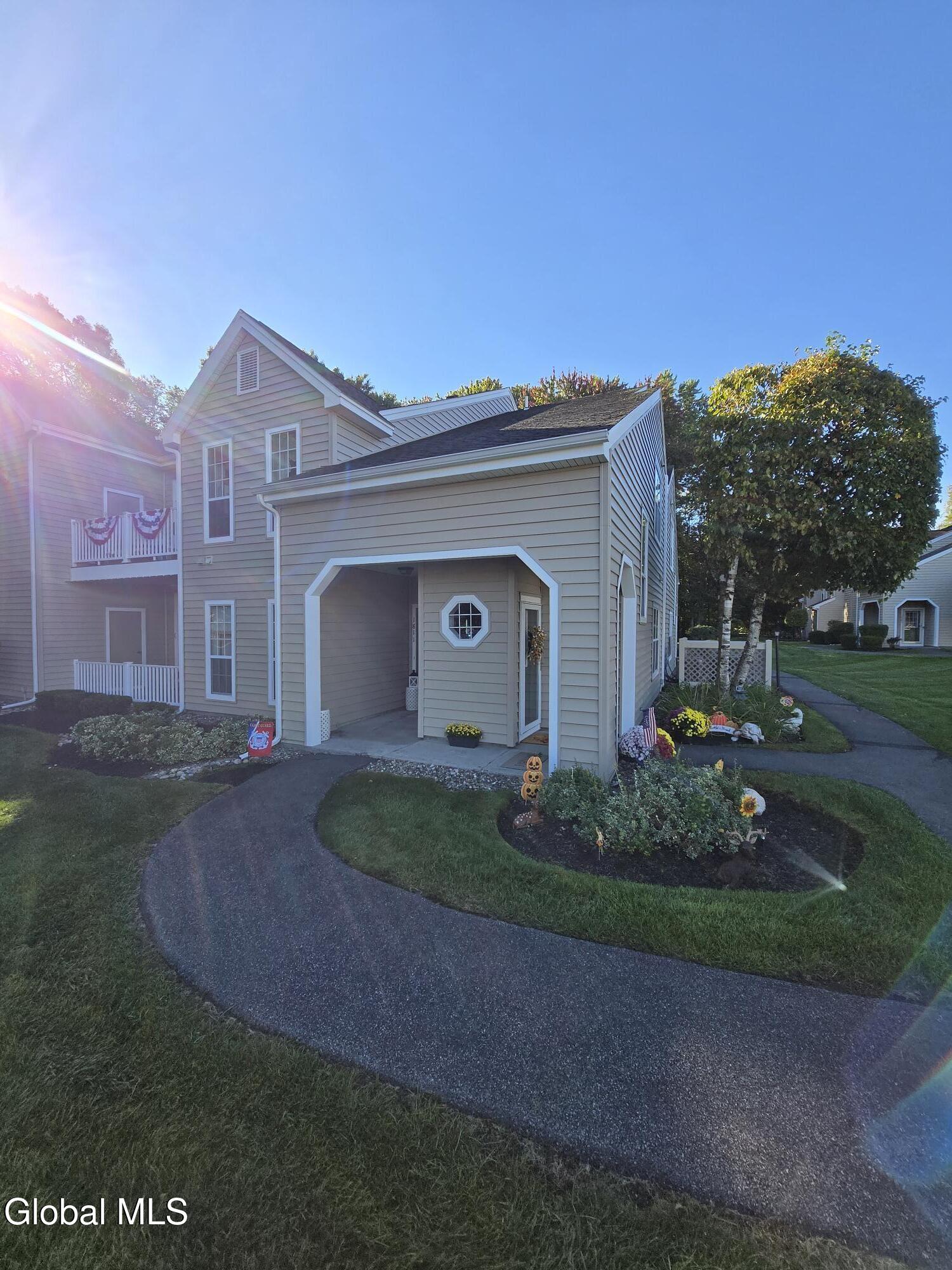 1811 Hampton Place Boulevard Troy NY 12180