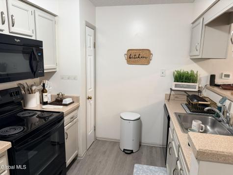 1811 Hampton Place Boulevard Troy NY 12180