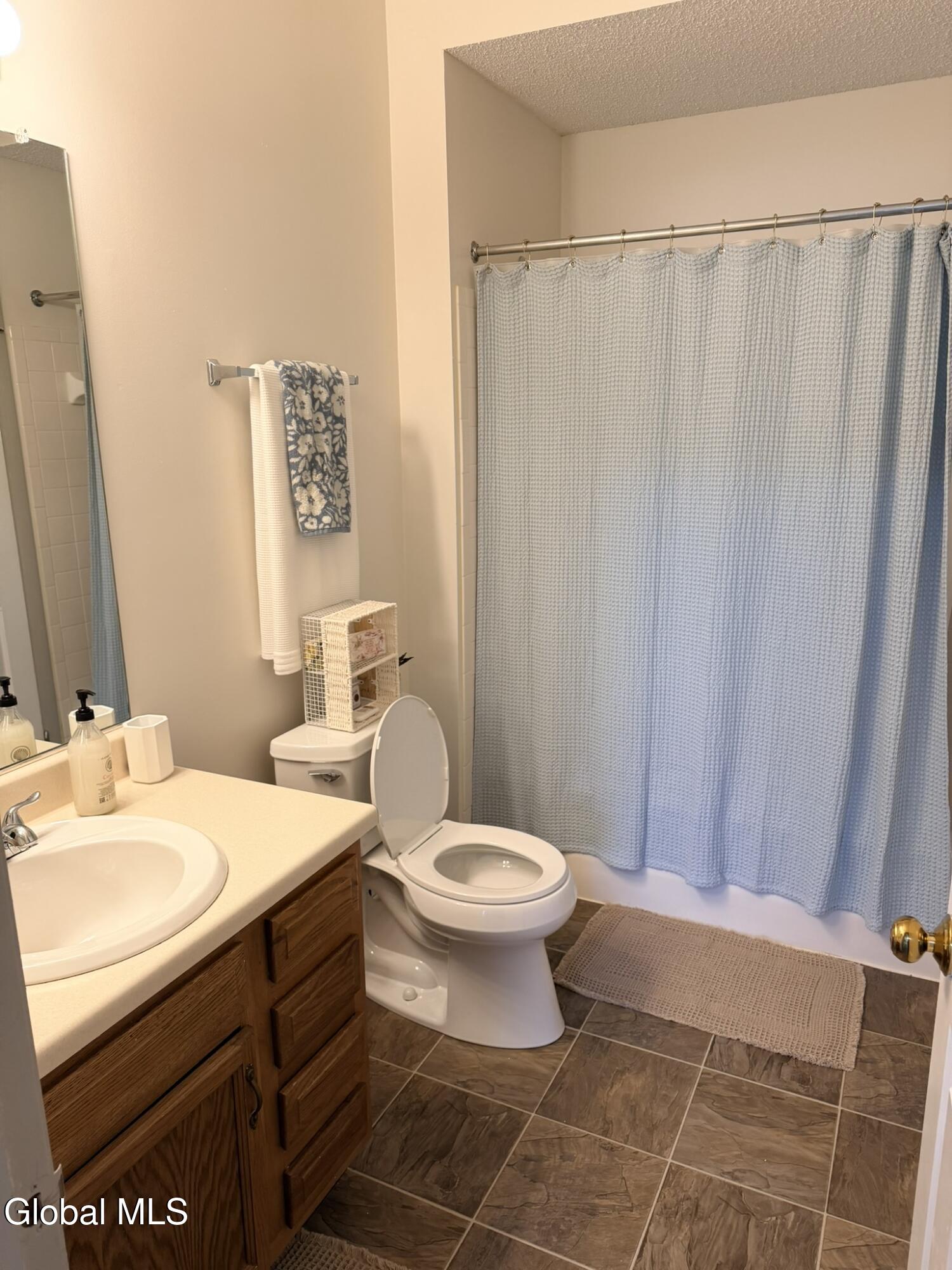 1811 Hampton Place Boulevard Troy NY 12180