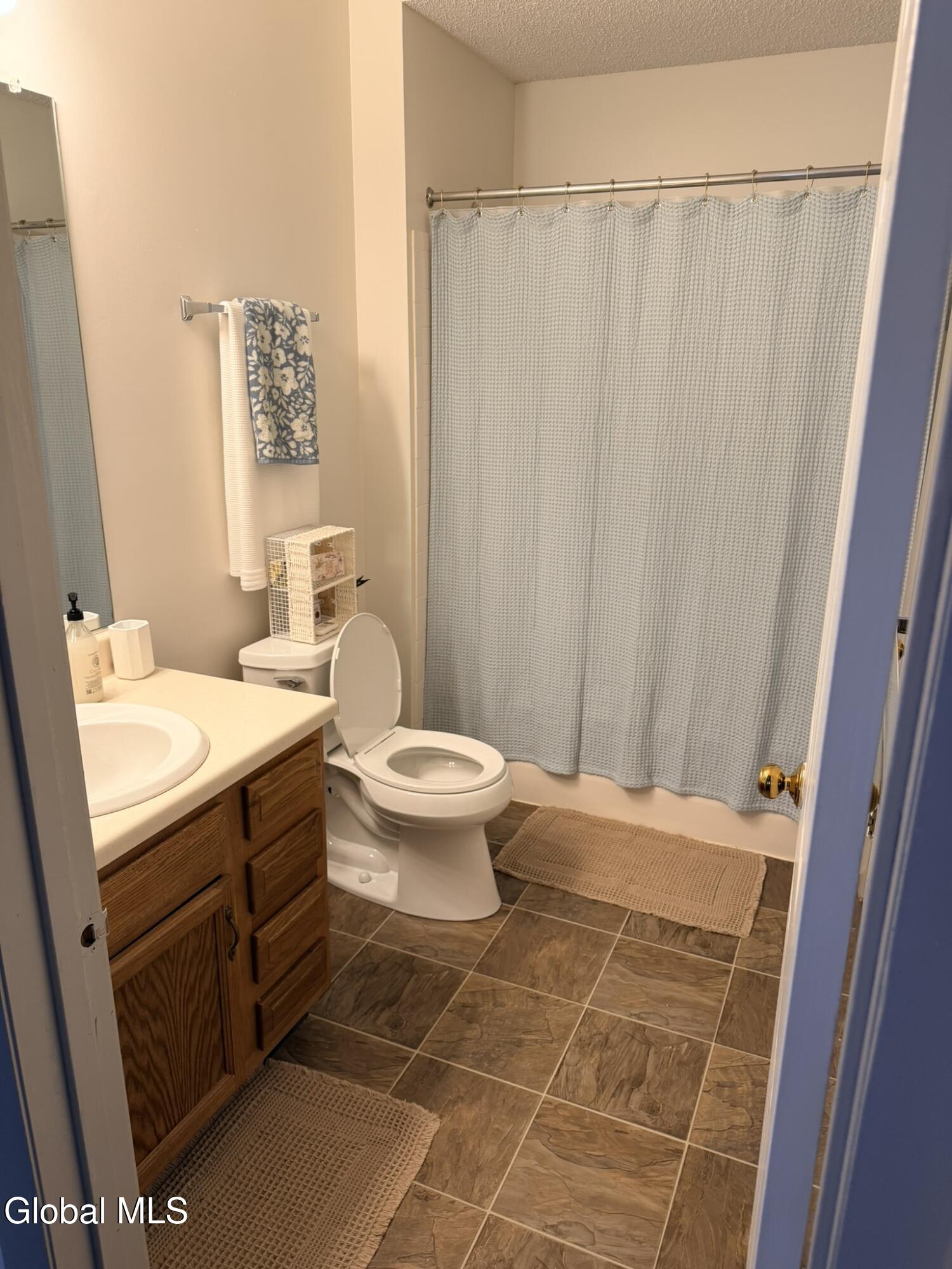 1811 Hampton Place Boulevard Troy NY 12180