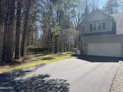 3 Donegal Way Saratoga Springs NY 12866